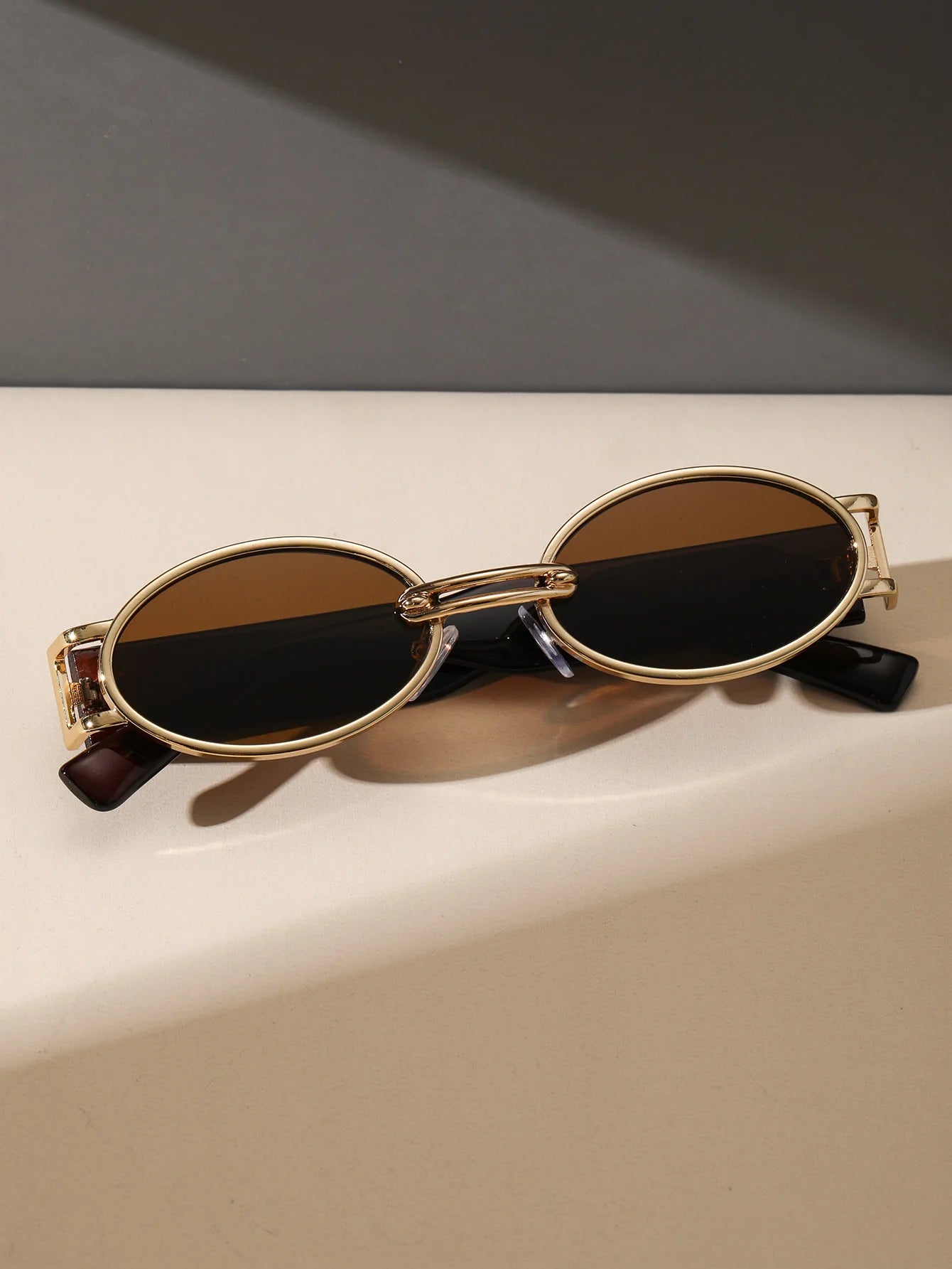 Retro Biggie Shades