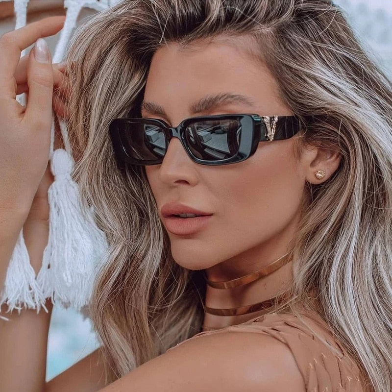The Belle Shades