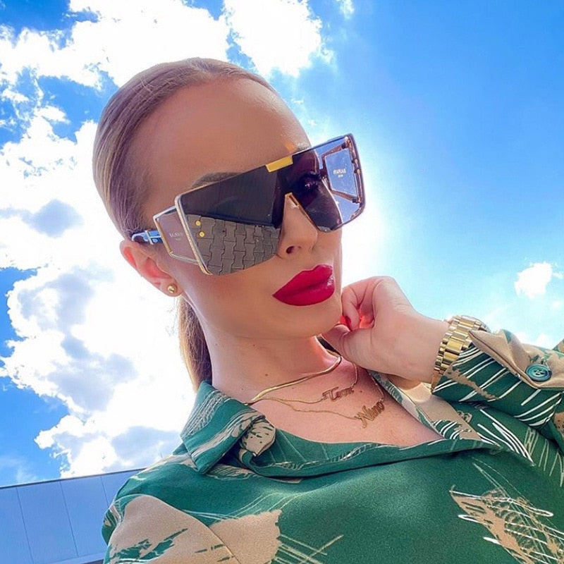 The Vivianna Shades