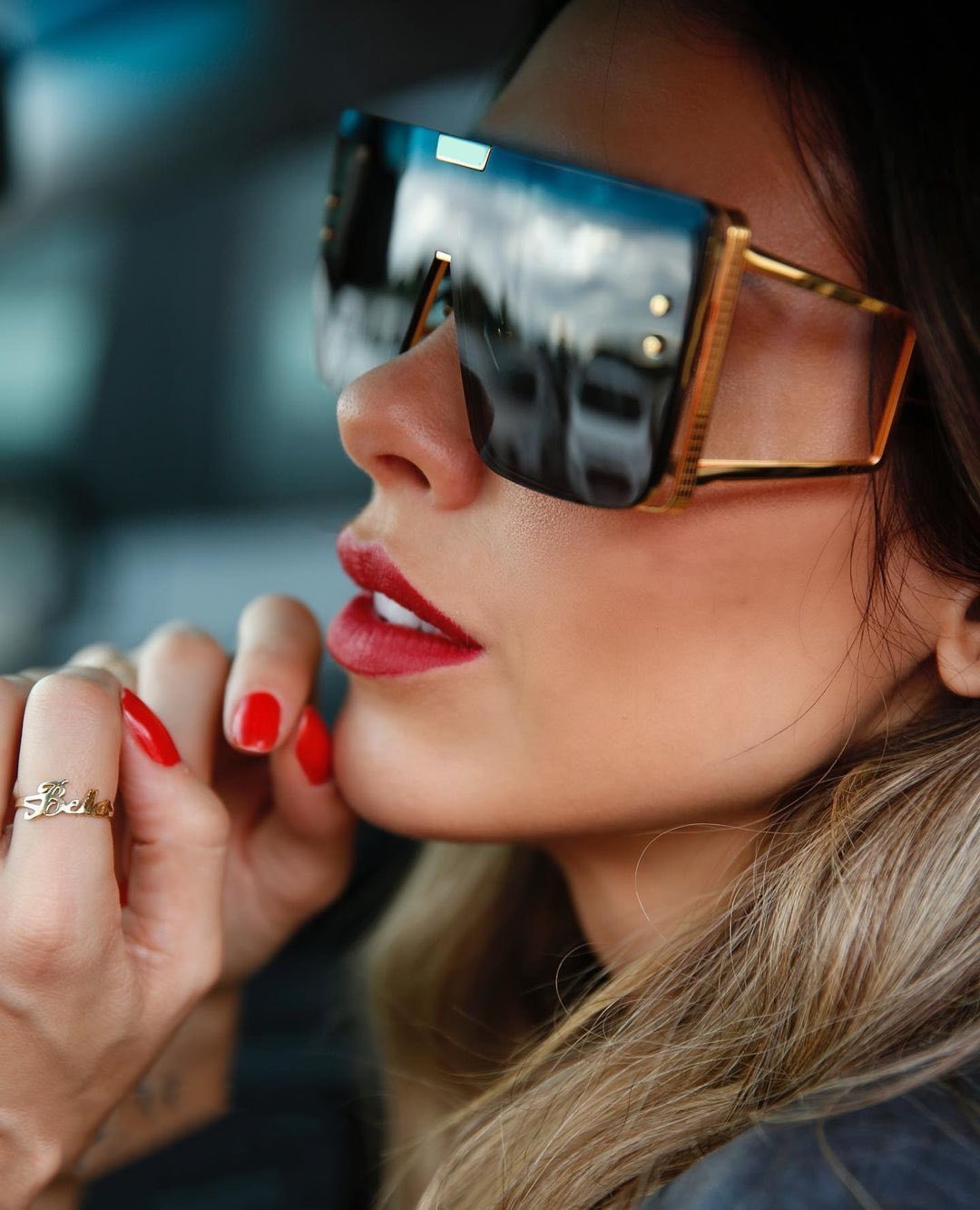 The Vivianna Shades